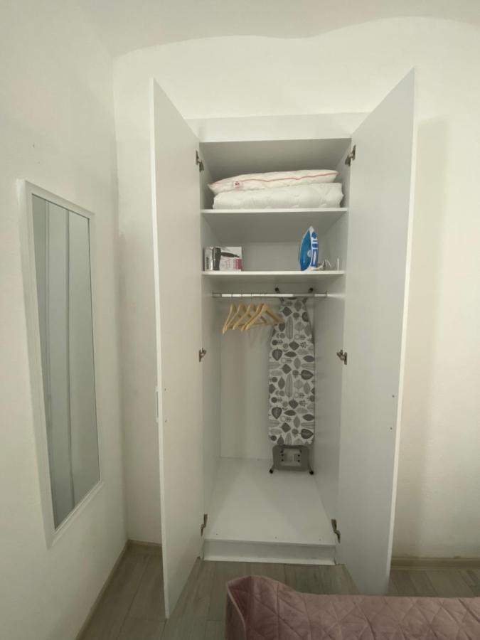 Studio Apartman Sandra SJJ Buitenkant foto